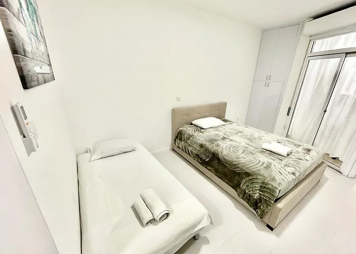 Silver Blu - Beachside - Location - Office Appartement *