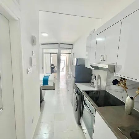 Silver Blu - Beachside - Location - Office *